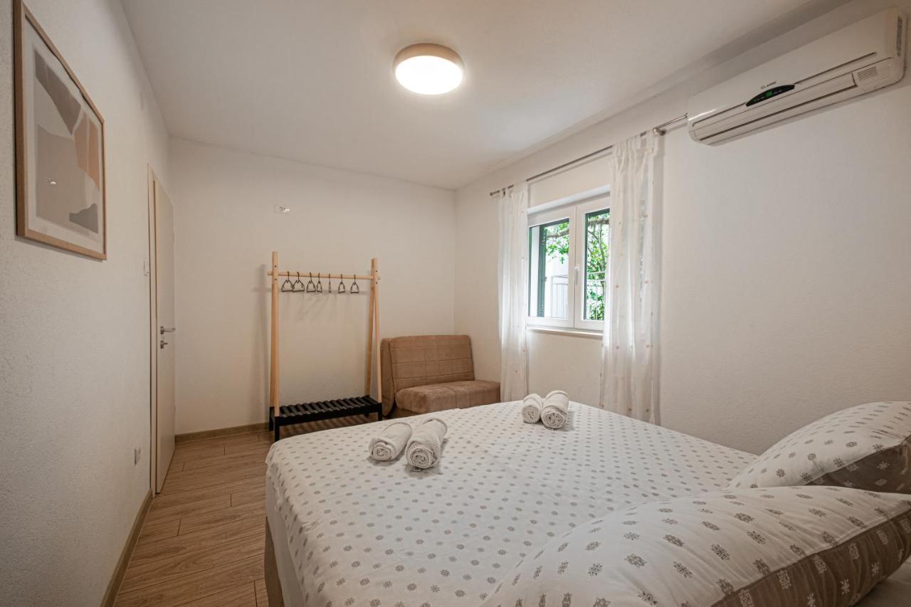 Apartments Villa Luce Makarska Eksteriør billede
