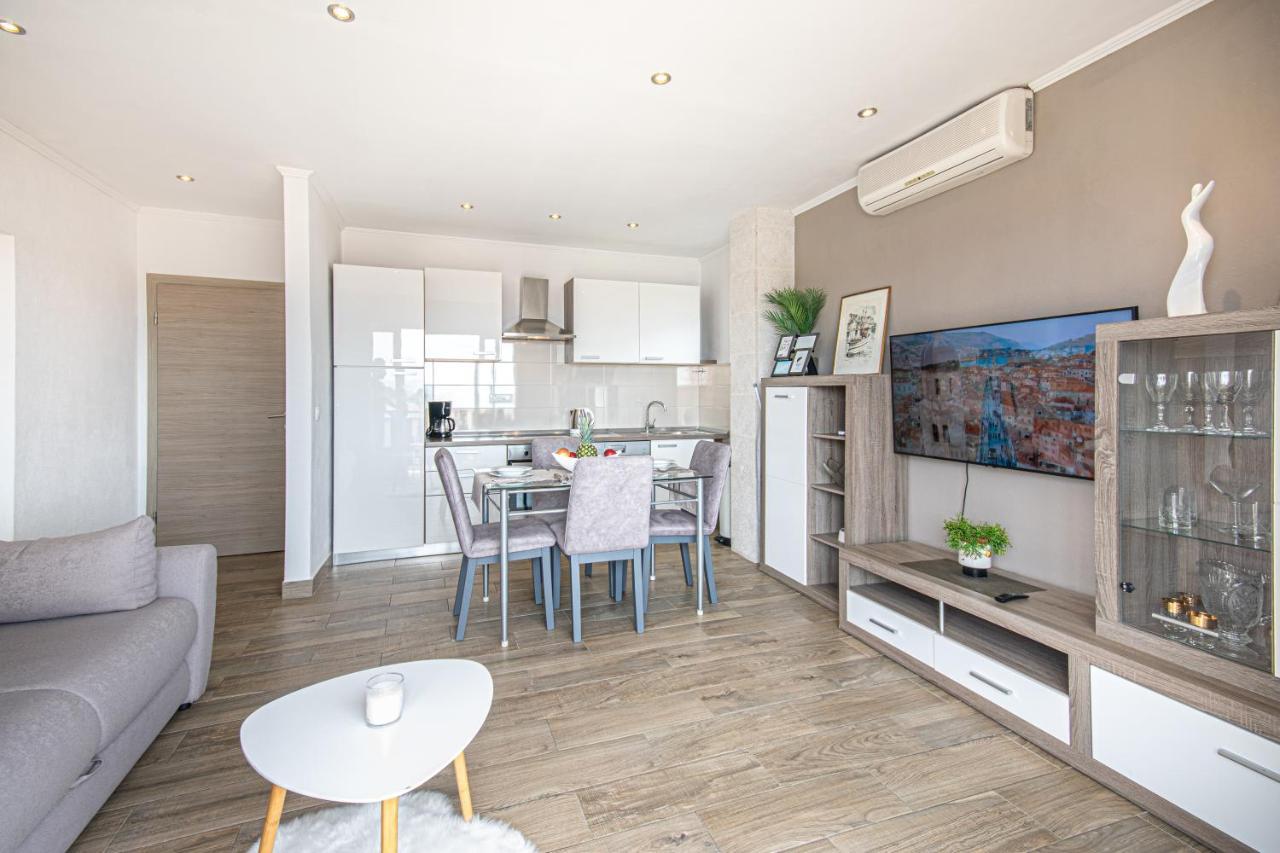 Apartments Villa Luce Makarska Eksteriør billede