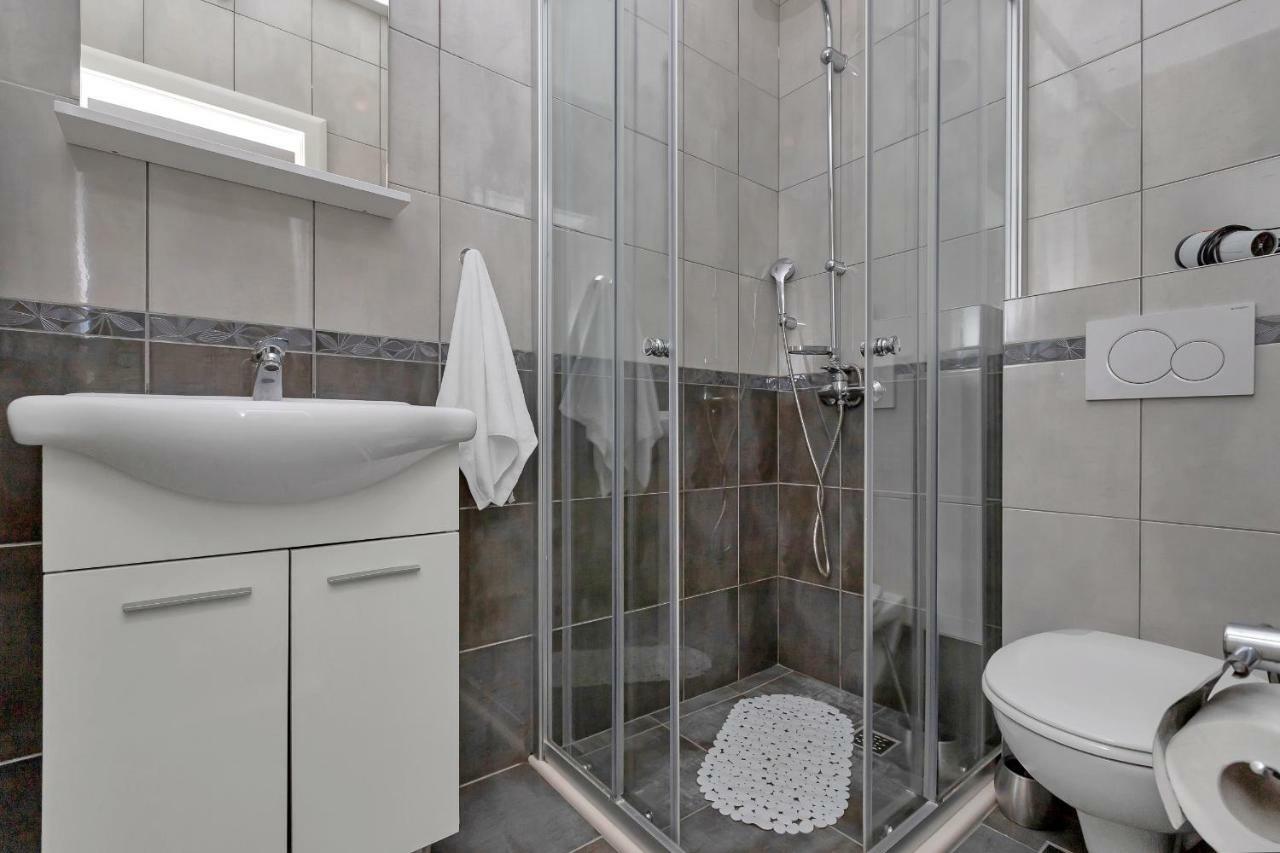 Apartments Villa Luce Makarska Eksteriør billede